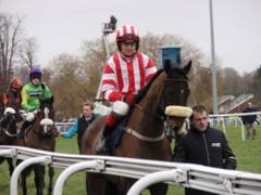 King George VI Chase 3 r 2.jpg
