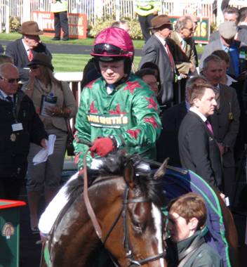 Aintree 08 April 2011 g r.jpg