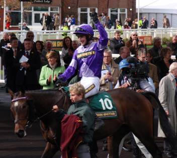 Race 4 - Topham 3 r.jpg
