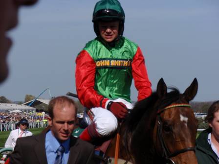 Aintree 09 April 2011 e r.jpg