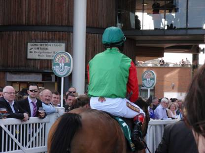 Aintree 09 April 2011 f r.jpg