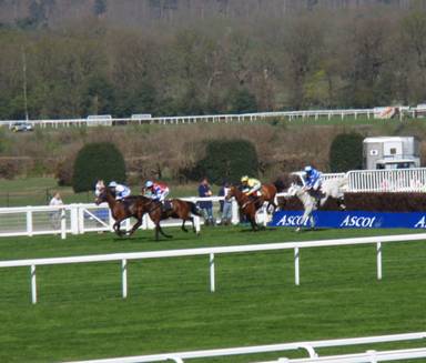 Ascot 10 April 2011 m r.jpg