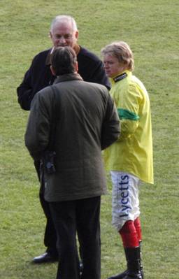 Ascot 14 Feb red 14.jpg