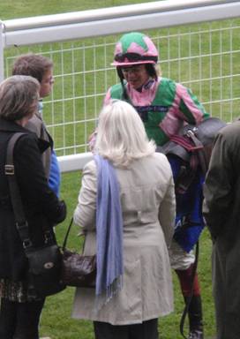 Ascot 21 Nov 09 h red.jpg