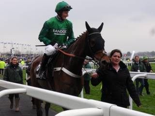 z7 race 4 winner L'Ami Serge 2.jpg