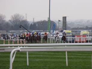 q race 6 one circuit to go.jpg