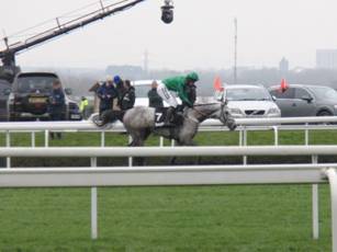 r Race 3 winner Terrefort.jpg