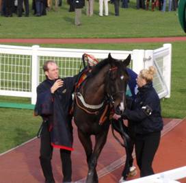 Cheltenham race 2 a r.jpg