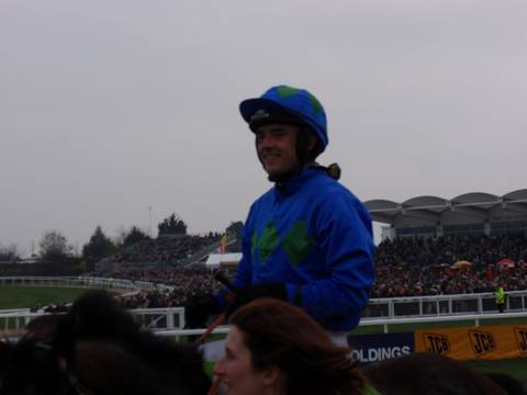 Cheltenham 2011 Day 1 v r.jpg