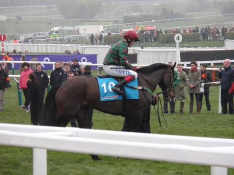 Cheltenham 2011 Day 2 e r.jpg
