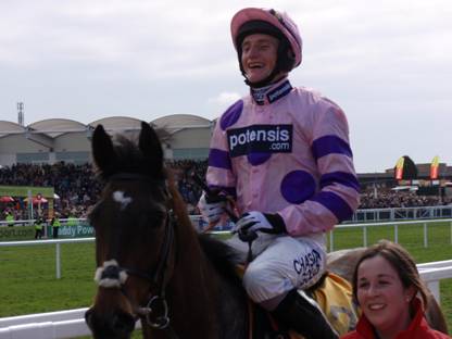 Cheltenham Day 4 2011 d r.jpg
