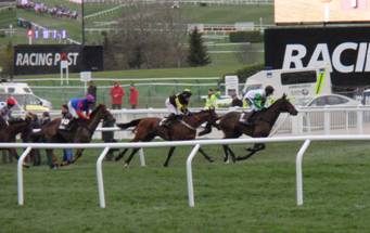 Race 3 j Ami Desbois leads.jpg