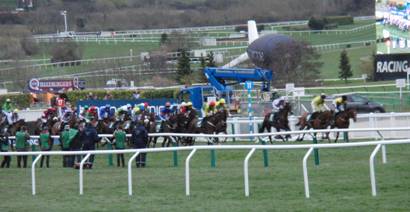 Race 7 l one circuit to go.jpg