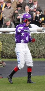 Kempton 11 Feb 2011 b r.jpg