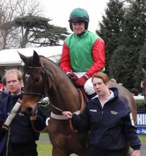 Kempton Park 27 Feb 2010 e r.jpg