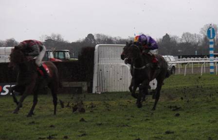Kempton Park 27 Feb 2010 r r.jpg