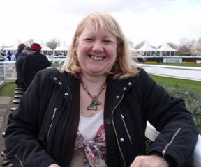 Lesley r.jpg