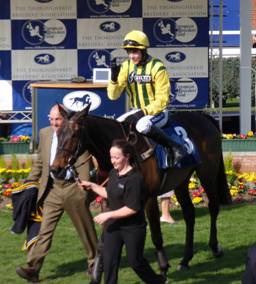 Newbury race 2 Pepite Rose r.jpg