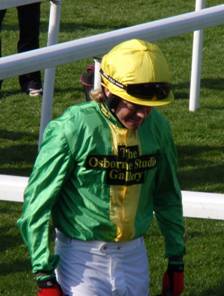 Newbury race 3 5 r.jpg
