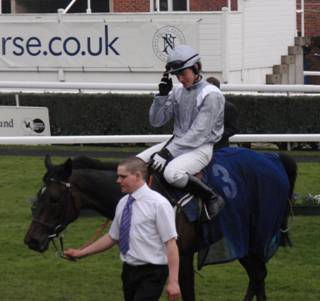 Newbury 26 03 2011 m r.jpg