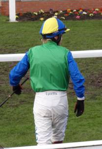 Newbury 27 March 2010 q r.jpg