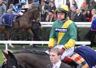 Newbury 28 Nov 09 q red.jpg
