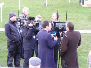 Race 5 Nick Luck interviews Alan King.jpg