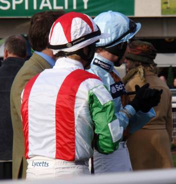 sandown 7 Mar 09 red r.jpg