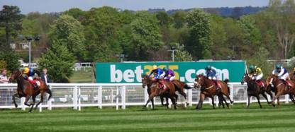 Sandown Park 25 Apr 09 F vs J race red.jpg