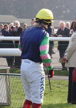 Towcester 28 March 2011 1000 z8 r.jpg