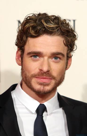 http://richard-madden.com/photos/albums/appearances/2016/10%2014%20Medici%20Masters%20of%20Florence%20Premiere/1014_mmofpremiere_0005.jpg
